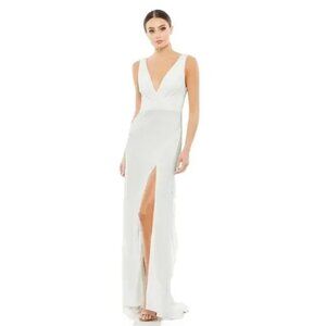 NWT Mac Duggal White Sleeveless V Neck Jersey Gown